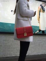 微信菲拉格慕女包价格一手货源一件代发_最新