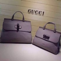 奢侈顶端巴宝莉男女包包批发最低价_淘宝包包