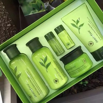 开淘宝店化妆品代理销售怎么找货源?曼丽雅提