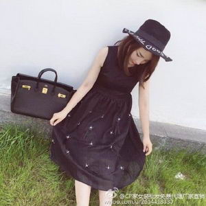 微信免费代理女装批发 一手货源厂家直销_微信