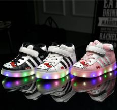 阿里巴巴童鞋批发网一件代发 童鞋批发微商代