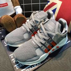 耐克阿迪a货进货渠道专注品质_微信微商运动