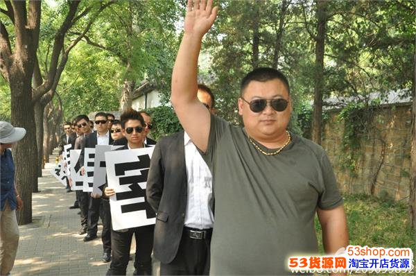 考大学真的不如学技术么?_53货源网 网上创业