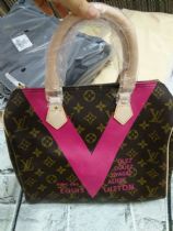 �ҳ���ֱ���߷�LV�а�LV����������վ