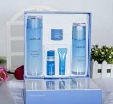 ������֥��ױƷ��Դ_������֥��ױƷ���� ԭװ���ڣ���ƷƷ�Ʊ�֤