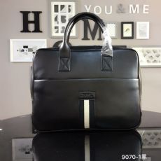 广州高仿巴利,万宝龙公文包批发最低价_微信微