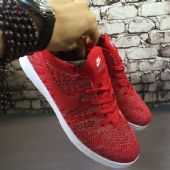 �����д��Ƹߵ���Ь������һ�Ҽ۸���˵�