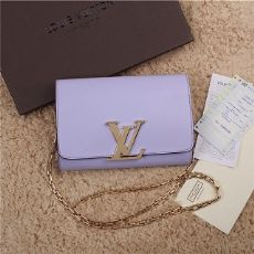 广州高仿奢侈品市场,新颖潮流的款式_微信微商