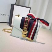 ���ݸߵ�������Ʒ�ߵ�Ʒ������Ʒ�ư���һ�ֻ�Դ��Ӧ