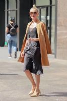 �߷�miumiu������������������۸���Ҫ����Ǯ����