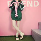 微商高仿bape服装一手货源一件代发_最新微信