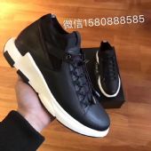 һ�ֻ�Դ���ߵ���Ь���д���