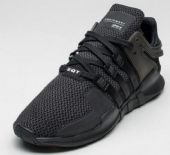 ����������߷�Ь��ô������������һ�����Ǯ