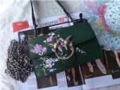 �ռ�һ�����ƾ��°����г�������,�����û���Ҫ����Ǯ