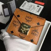 �߷�MCM����һ��һ�����ݳ�Ʒ�����У�һ�����Ǯ