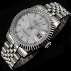 微商高仿瑞士手表报价一手货源一件代发_最新