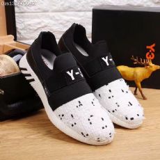 Y3