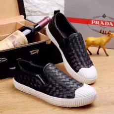 微商名牌鞋一手货源一件代发_最新微信微商名