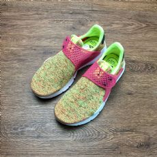 高仿阿迪耐克鞋批发市场微信号_微信微商运动