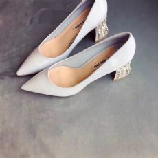 Աϵĸ߷GUcciЬУһǮһ˫