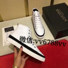 ���Ƹ߷�һ��һ�����߷¾���L VЬ��