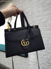 �߷�Burberry�ִ���ʲô,��Լ����Ǯ?