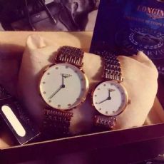 �߷��ֱ������г��ڹ���վ�����������ֱ��û��۸����