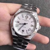 �߷������ֱ��۸�һ�����Ǯ