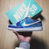 NIKE SB DUNK LOW MIA Ь