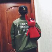 ����ҽ���һ�¸߷·�װ�����򣬼۸�һ�����Ǯ