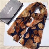 ��һ����ԭ��chanelΧ�������У��������̻�Դ����Ǯ