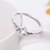 ���ڸ߷����������г������������A���г�����Ļ��