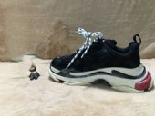 �Լ��������ү��ү�����ϰ汾�ϵ�ЬTRIPLE S��������