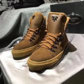 ����߷�Ь���û��۸��Ƕ���,�߷�Ь�۸�һ�����Ǯ