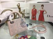 ​�߷�LV����һ�ֻ�Դ��Ļ һ�����Ǯ