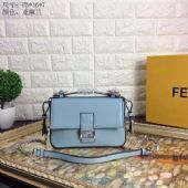 ΢�̸߷°����Ļ�Դ��վ�����У�������һ�����Ǯ