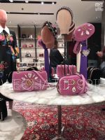 �ڼ��ô� Ӣ����ô����߷�GucCI Lv�����������ؿ�