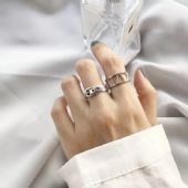 ���ݸ߷���Ʒ�������ģ�������۸���Ҫ����Ǯ����