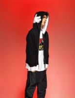 揭秘广州高仿潮牌衣服批发多少钱,给大家推荐