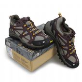 ��Ʒ�ʱ���Ь����������,���Ƶĺ���һ�����Ǯ