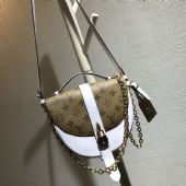 Burberry�߷°����۸�� �۸�һ�����Ǯ