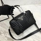 �߷�Armani��������Ǯ ������ռ�һ������