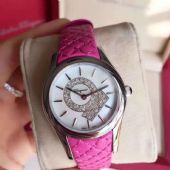 �����ֱ�����Ʒ������׿������𣬸���ұ����°�