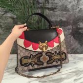 ���ڸ߷�Ů���������� ����һ��