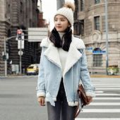 ������ռ�һ�·�װ�߷²��������У�һ�����Ǯ