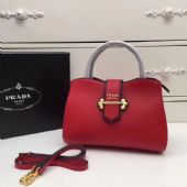 һ��һ�߷�DiorŮ������������һ�����Ǯ��