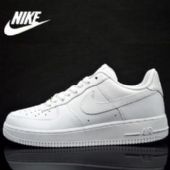 Ȫ�ݸ�Ʒ��Ь�����г������У�һ��۸����Ǯ