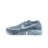 �ߵ�Ь��Դ�����У�����ֱ��һ�ֻ�Դ