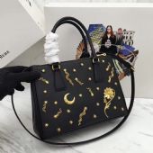 ���ݸ߷��ݳ�Ʒ���������У������õĶ���Ǯ