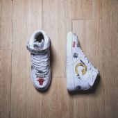 Supreme x NBA x AF1三方联名哪里有卖多少钱